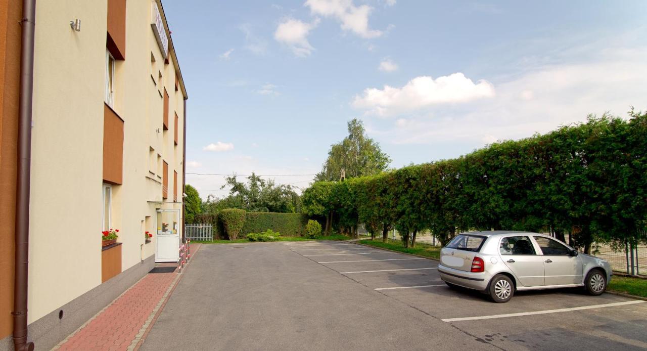 Hotel Eden 24H Rzeszow Exterior photo